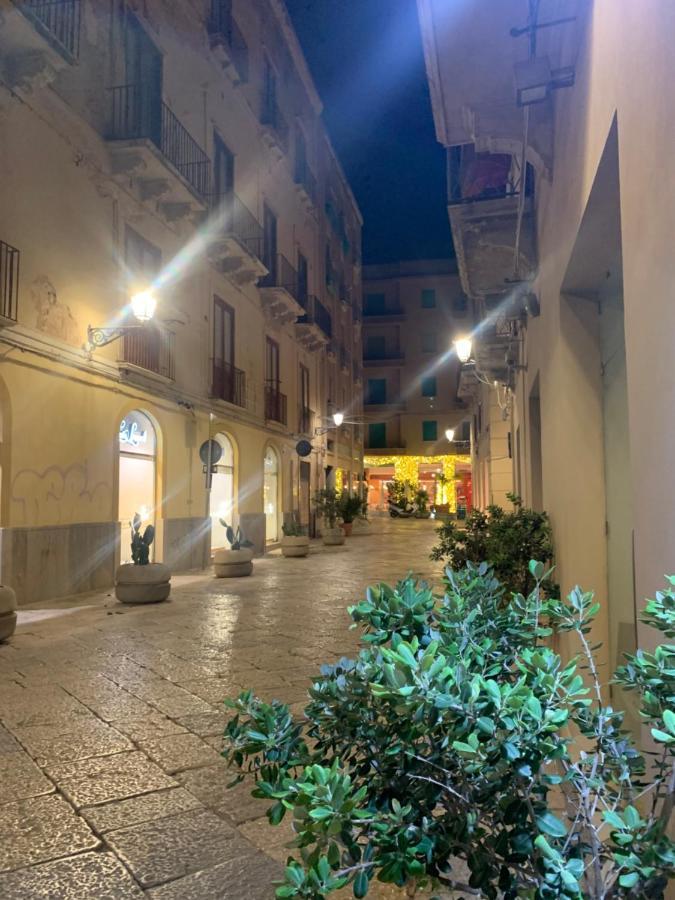 Albachiara Suite Rooms - City Center Trapani Eksteriør bilde
